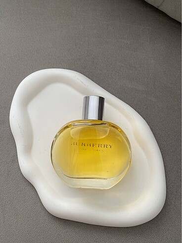 Burberry parfüm