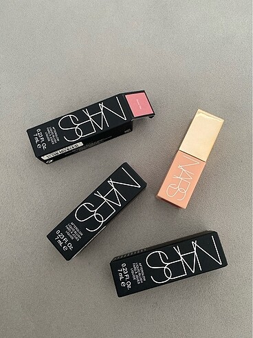 Nars after glow allık