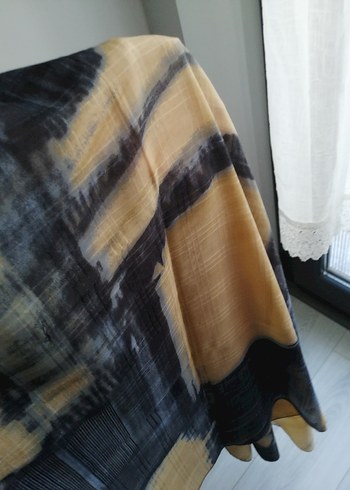 Beden Sıfır batik büyük eşarp