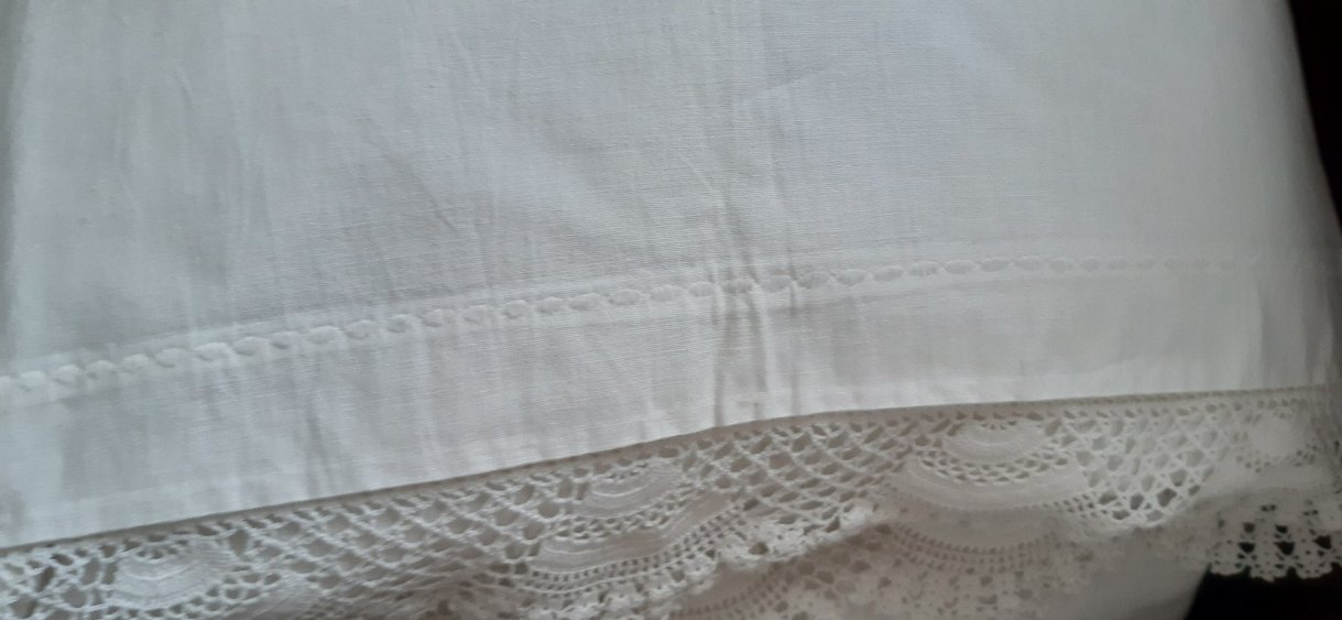 Parlak Beyaz Düz Yatak Örtüsü - Görsel 5