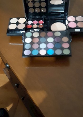 Casuelle Çok Renkli Göz Farı Paleti - Görsel 5