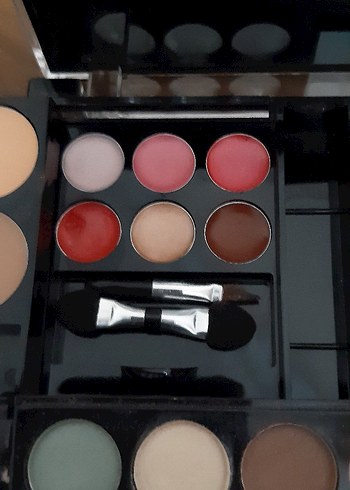 Casuelle Çok Renkli Göz Farı Paleti - Görsel 6