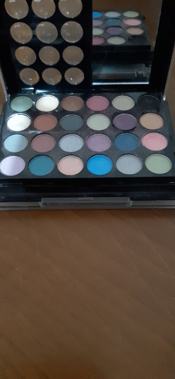 Casuelle Çok Renkli Göz Farı Paleti - Görsel 3