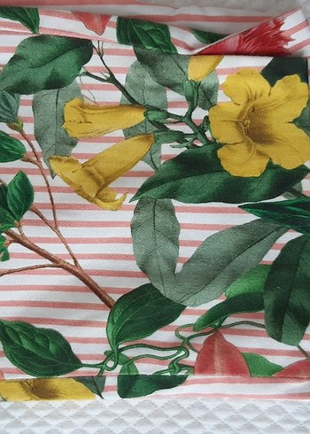 Çiçek Desenli Piliseli Midi Kadın Kumaş Pantolon - Görsel 2