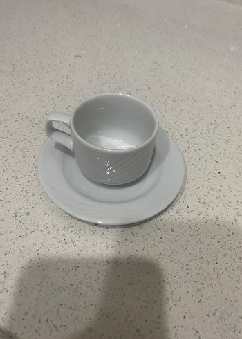 Beyaz Seramik Fincan ve Tabak Takımı - Görsel 3