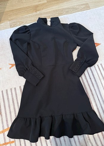 Uzun Kollu Siyah Fırfırlı Kadın Elbise - Görsel 2