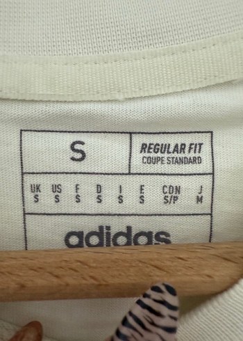 s Beden Adidas Ekru renk Unisex Baskılı Tişört
