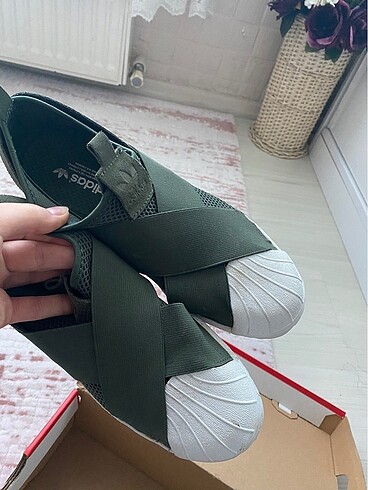 Adidas slip one spor ayakkabı