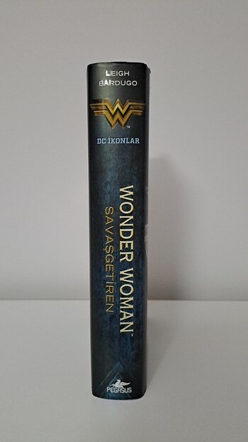  Beden Wonder Woman Savaşgetiren (Roman) 