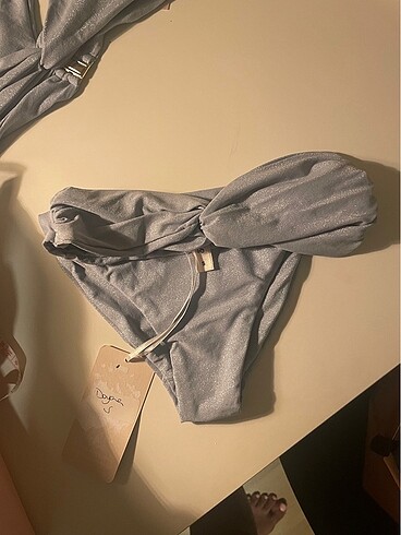 s Beden Lily and rose muadili simli kumaş bikini takımı