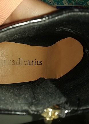 37 Beden siyah Renk Stradivarius Bot