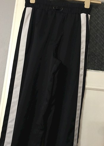 Siyah Erkek Çocuk Kemerli Eşofman Altı - Görsel 3