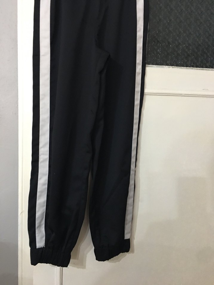 Siyah Erkek Çocuk Kemerli Eşofman Altı - Görsel 4