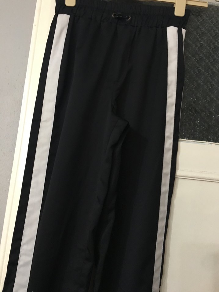 Siyah Erkek Çocuk Kemerli Eşofman Altı - Görsel 3