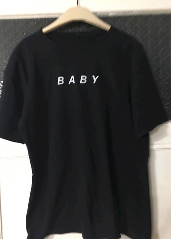Siyah Baskılı Tişört - Görsel 4