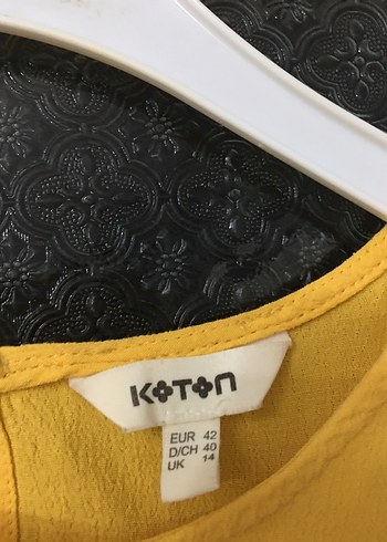 42 Beden Sarı Nakışlı Kısa Kollu Kadın Bluz