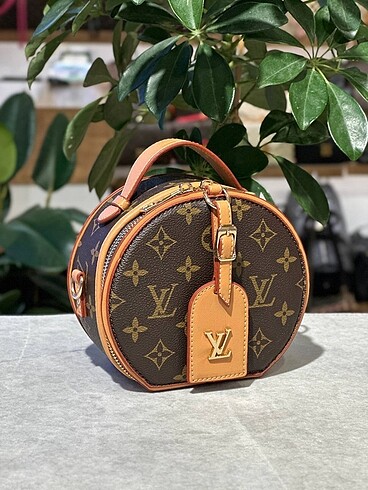 Louis Vuitton Louis Vuitton Chapeau