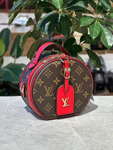  Beden siyah Renk Louis Vuitton Chapeau