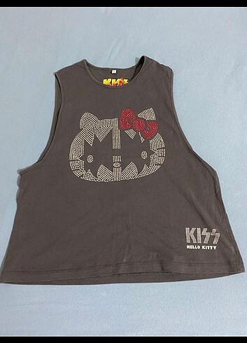 hello kittyy tshirt