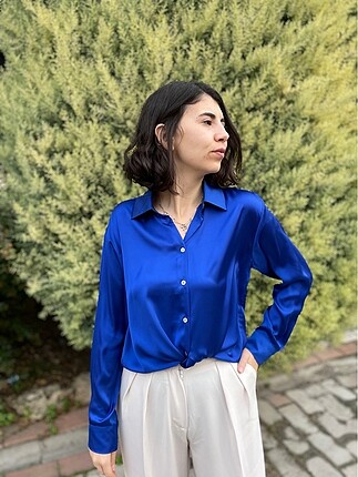 Saks mavisi zara model saten gömlek