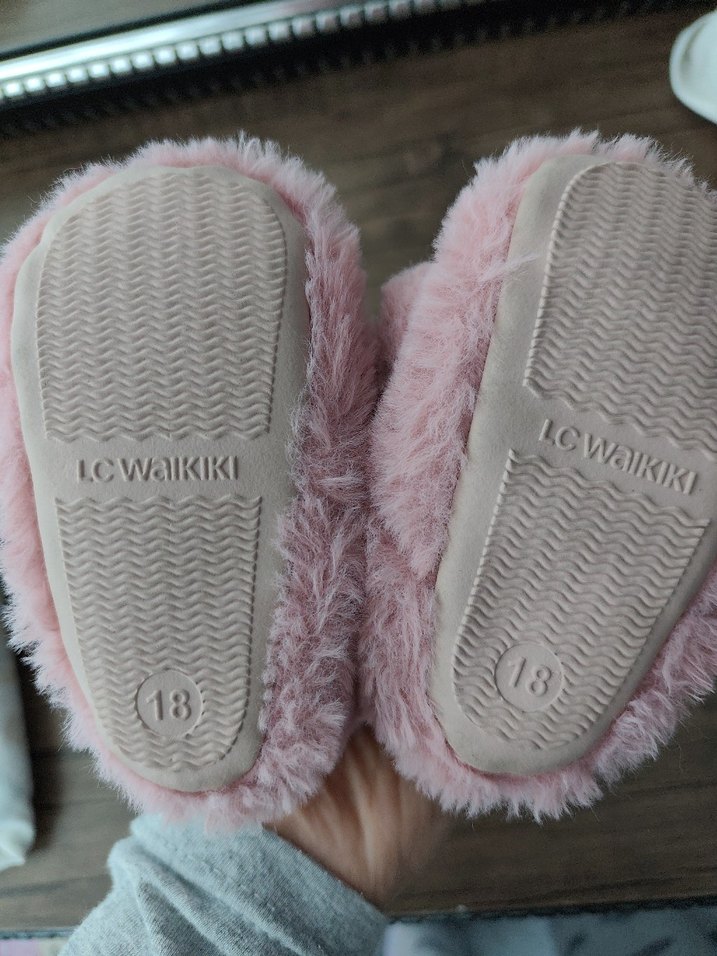 Kızlar için Pembe Sıcak Kürklü Ev Terliği - Görsel 3