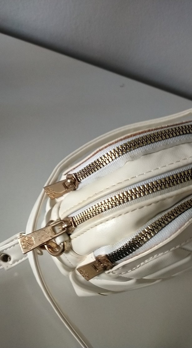 Klasik Beyaz Kadın Çanta - Görsel 2