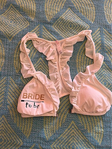 Bride bikini üstü