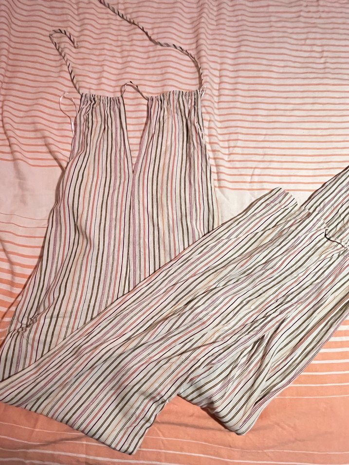 Pull and bear sırtı açık tulum - Görsel 2