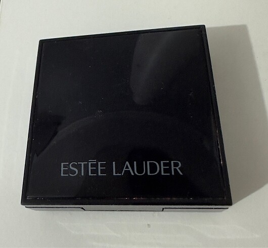 Beden Estee Lauder Far