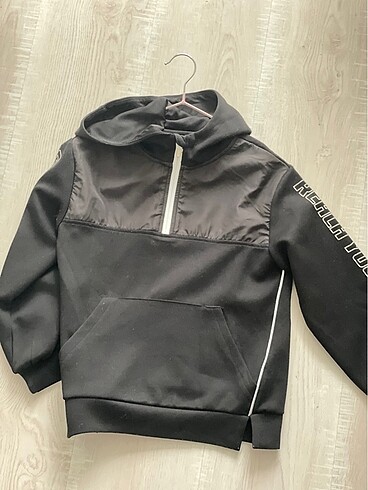 Zara sweat
