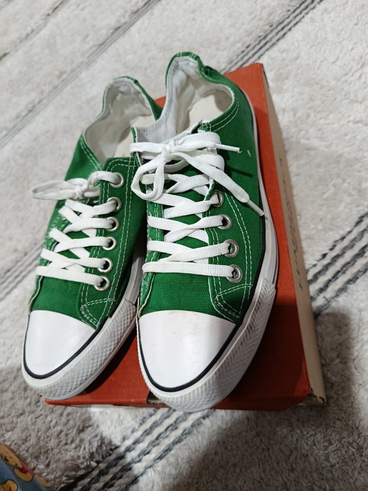 Yeşil Bağcıklı Kadın Spor Ayakkabı - Görsel 2