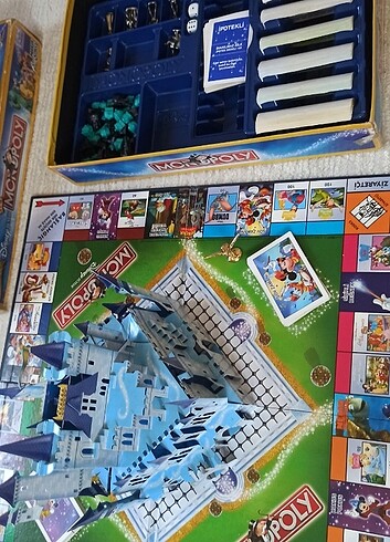  Beden Monopoly disney