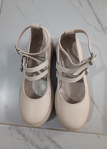 37 Beden Loafer bej ayakkabı