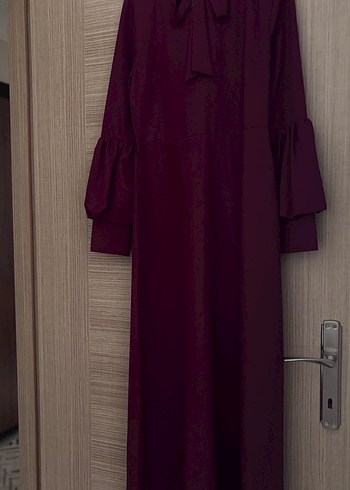 Trendyol & Milla Bordo Saten Gösterişli Yaka Detaylı elbise