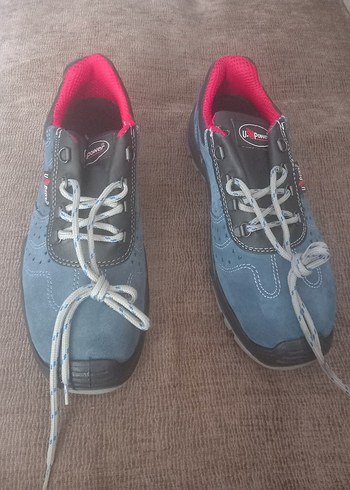 Gri Süet Bağcıklı Erkek Outdoor Spor Ayakkabı