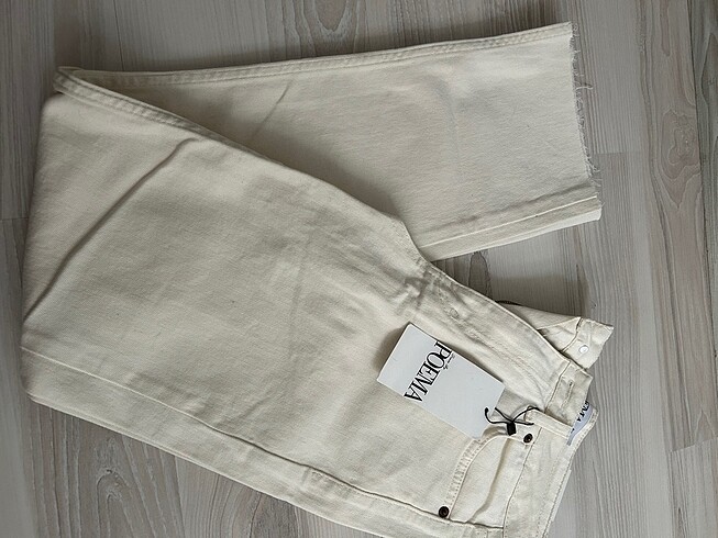 Bej rengi pantolon
