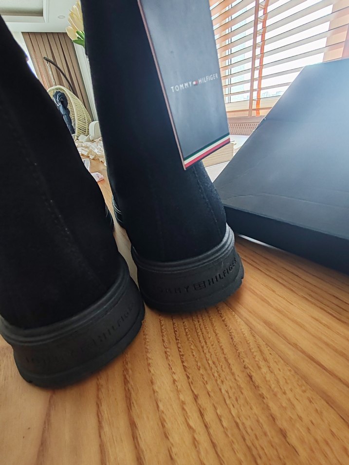 Tommy Hilfiger bot - Görsel 5