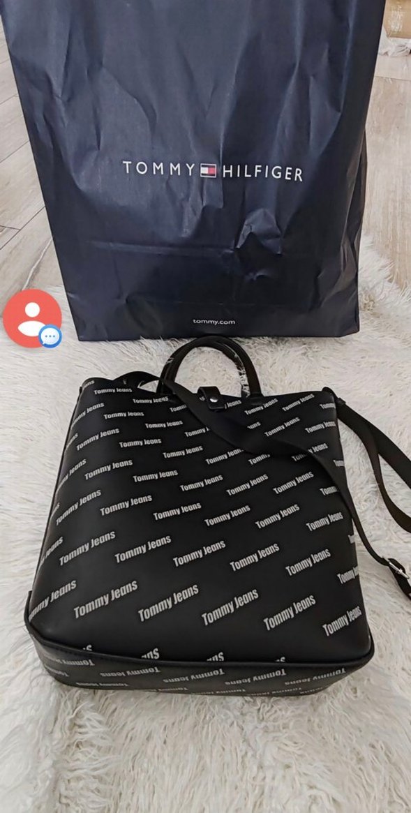 Tommy Jeans Siyah Deri Baskılı Kadın Çanta - Görsel 4