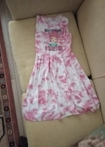 Pembe Batik Desenli Kolsuz Kız Elbisesi