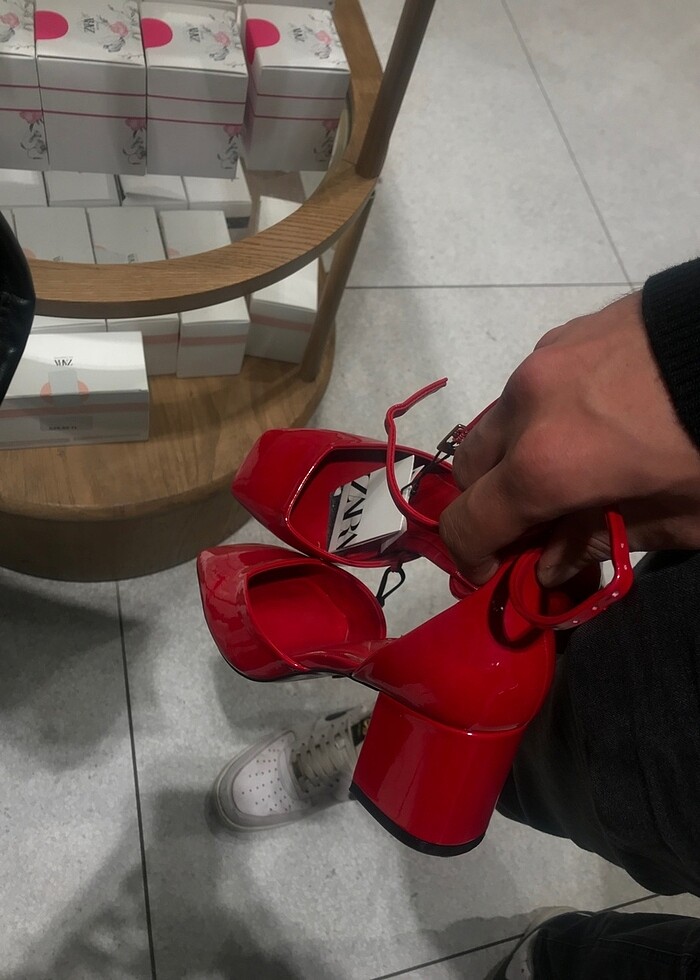 zara kalın topuklu ayakkabı - Görsel 2