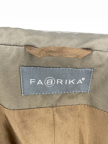 34 Beden haki Renk Fabrika Trenchcoat %70 İndirimli.
