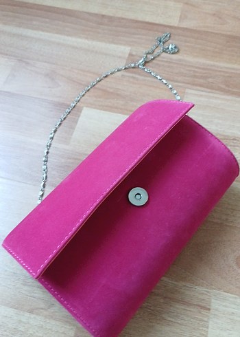 Fuşya Süet Zincir Detaylı Kadın Çanta - Görsel 4