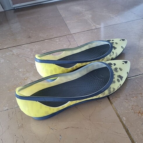 38 Beden Crocs Rio Leopar Desenli Babet