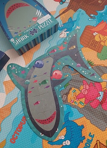 Beden Floss&rock shark puzzle