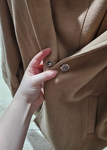 Bej Düğmeli Midi Kadın Kaban - Görsel 2