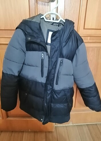 Zara çocuk montu.9_10 yaş.. ..
