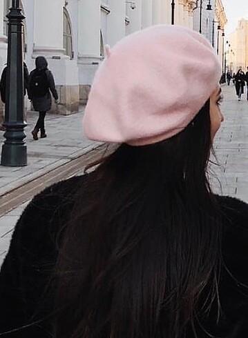 Pembe Beret