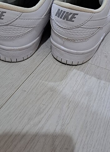 Nike Beyaz nike dunk ayakkabı 