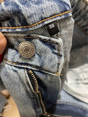 36 Beden Mavi renk Yüksek Bel Straight Jeans