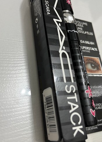 MAC Stack Siyah Maskara - Hacim ve Uzunluk - Görsel 3